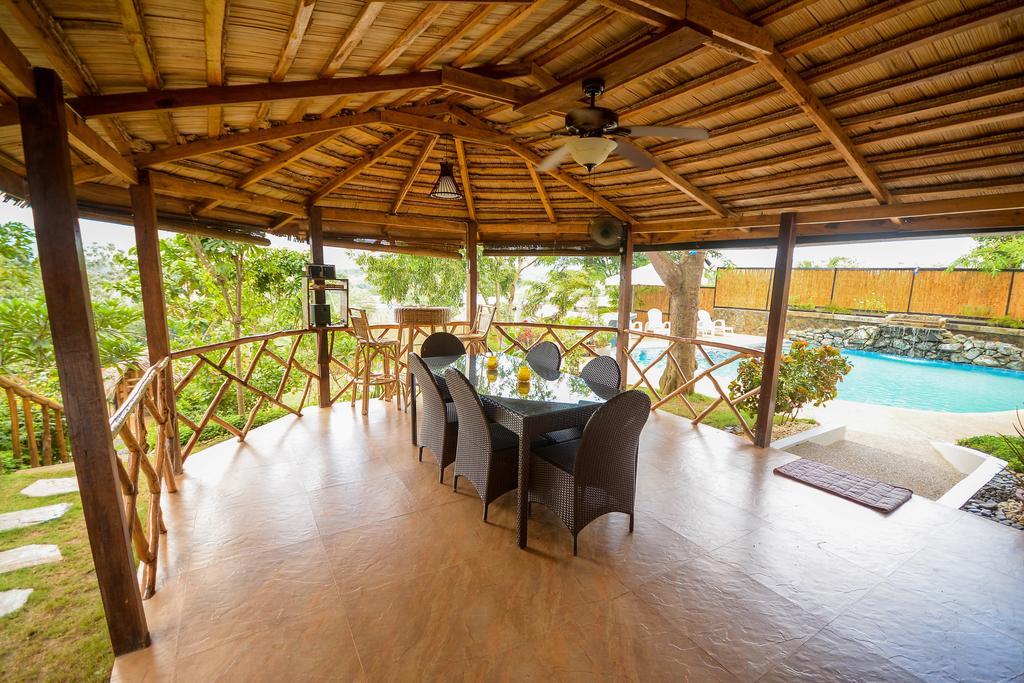 Hilltop Pool And Villa Puerto Princesa Bagian luar foto