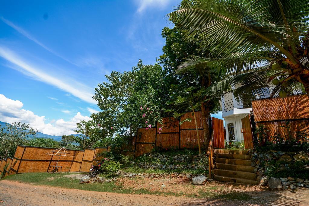 Hilltop Pool And Villa Puerto Princesa Bagian luar foto